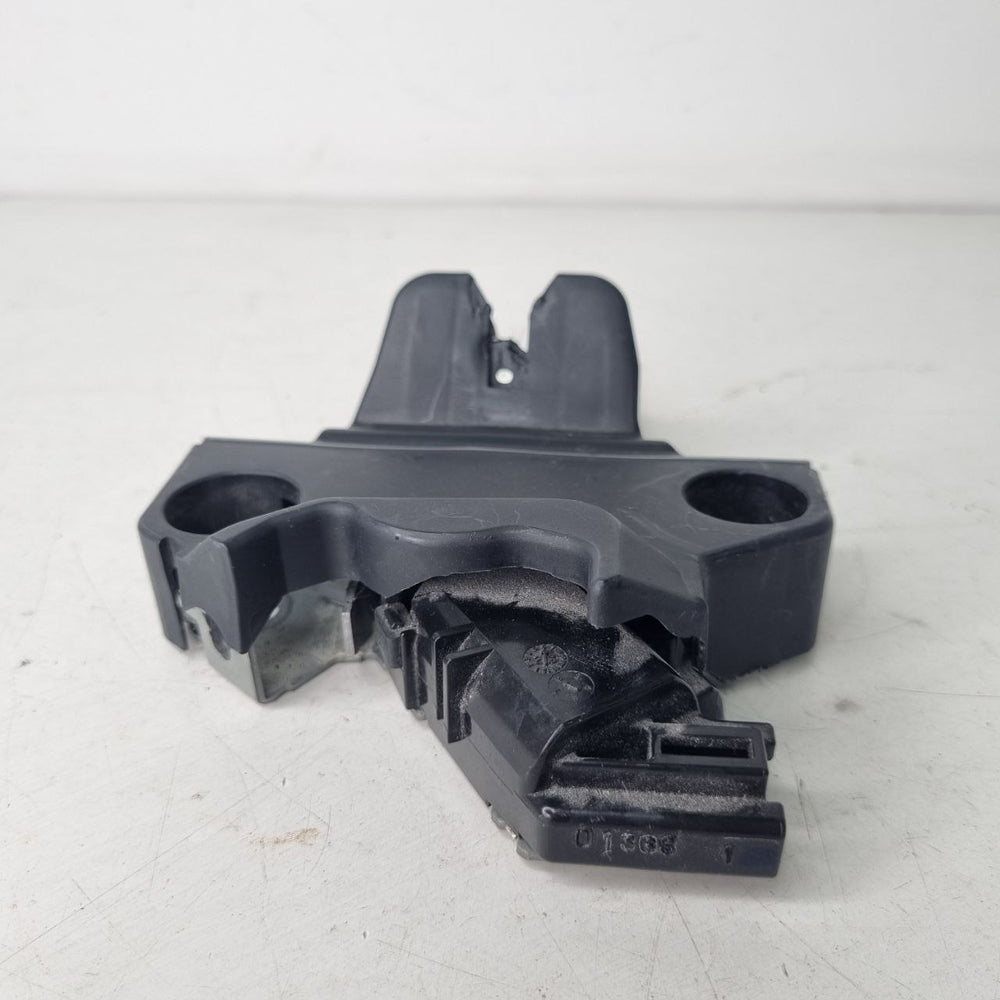 Fechadura Tampa Traseira Toyota Corolla 2015/2019