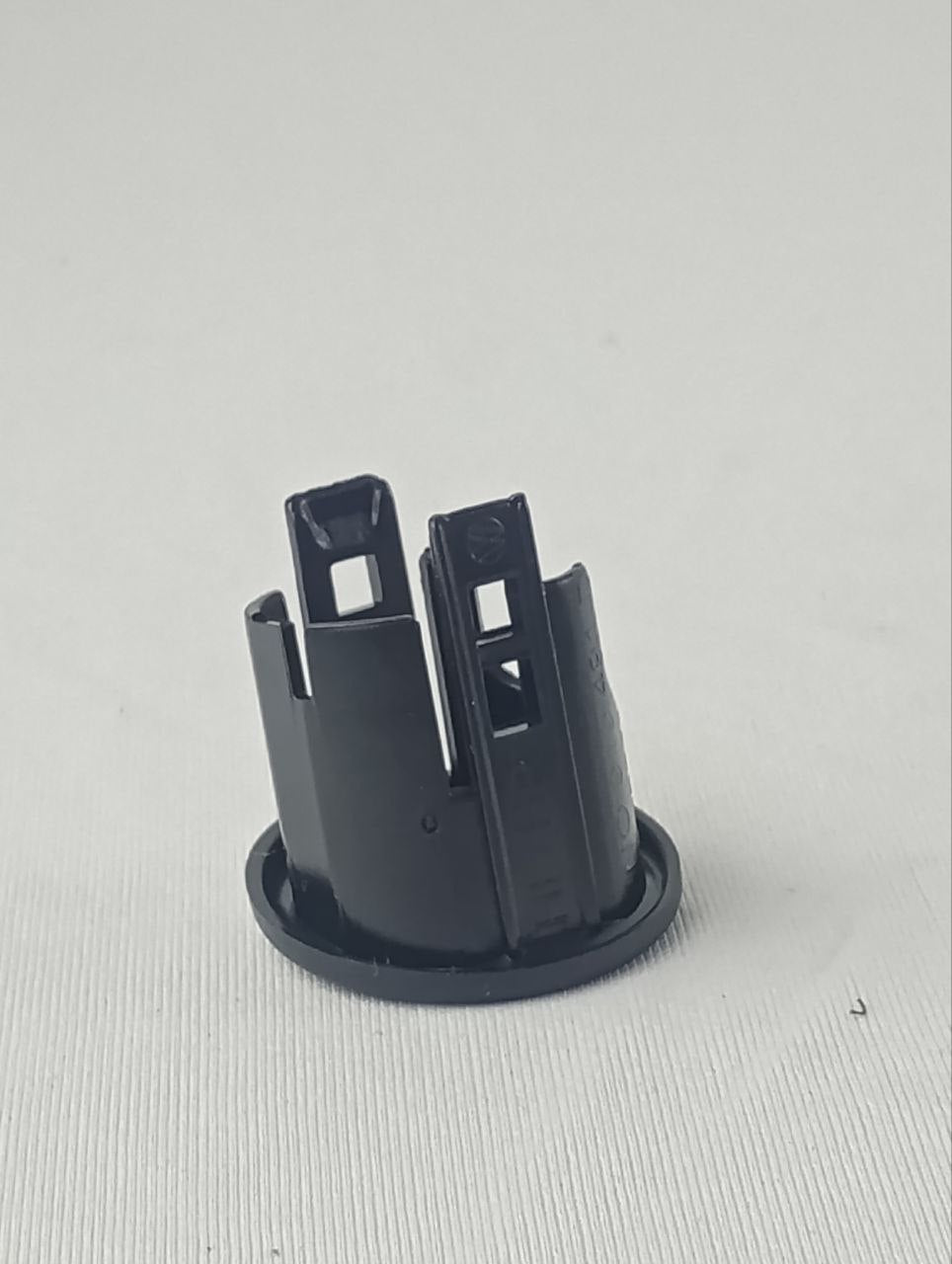 Suporte Retentor Sensor Estacionamento PDC Nissan/Honda/VW Diversos Novo