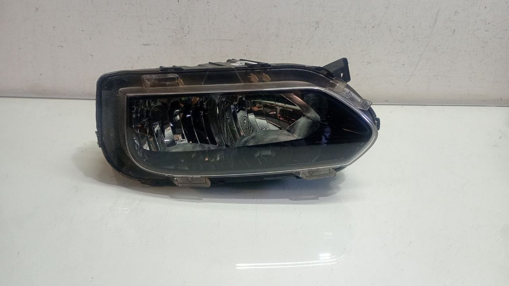 Farol lado esquerdo inferior kwid 2022 a 2025