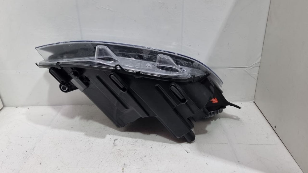 Farol Dianteiro Esquerdo VW Nivus 2020/2024 Usado