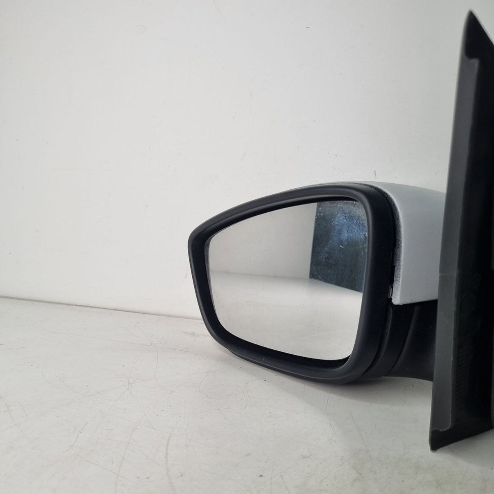 Retrovisor Esq Volkswagen Saveiro 2009/2012