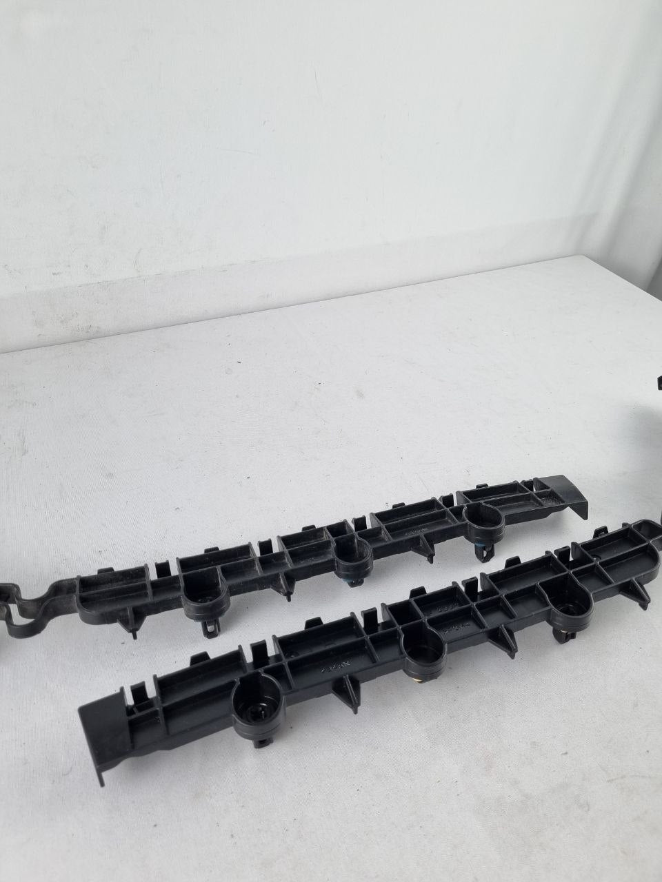Suporte Para-choque Tras Mitsubishi Outlander 2013/2021