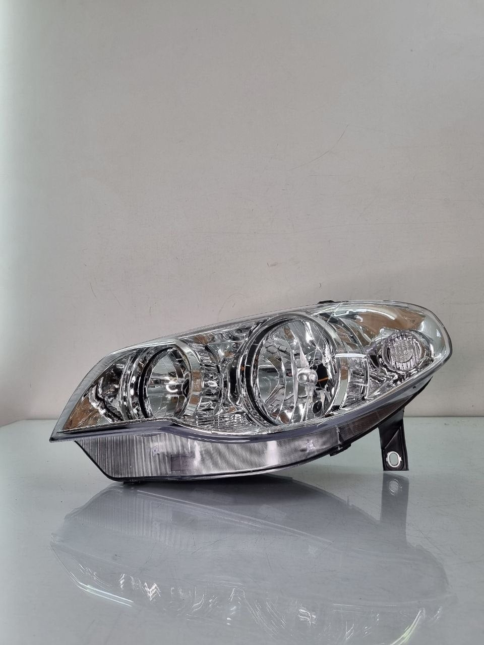 Farol Diant Esq Fiat Palio 2004/2007