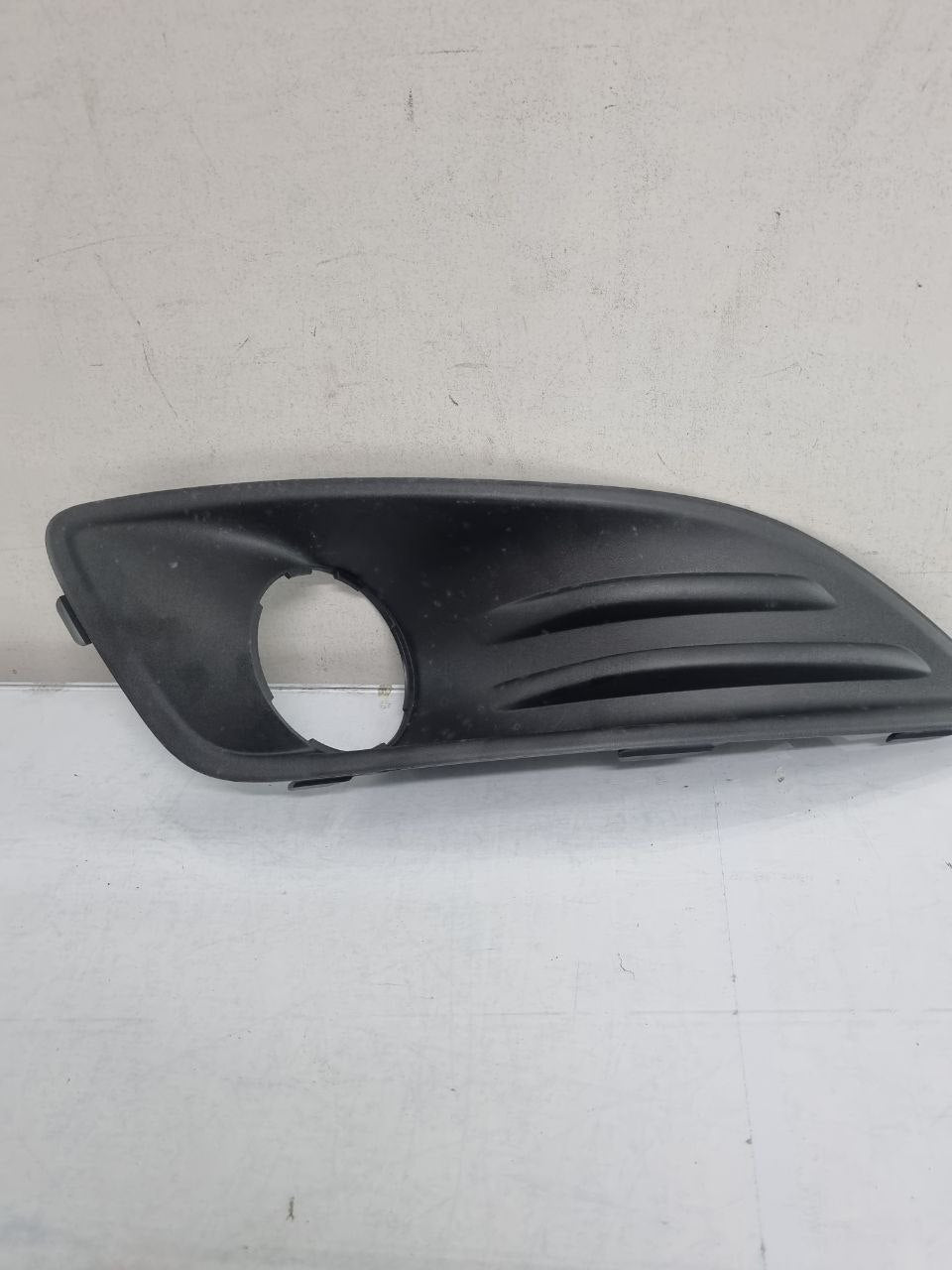 Moldura Farol Milha Direita Ford New Fiesta 2014/2017 Nova