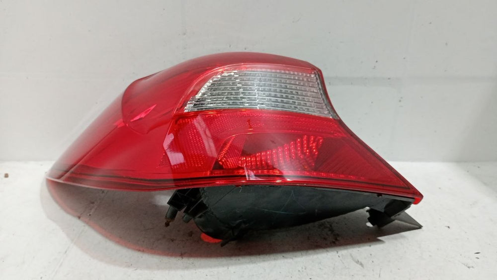 Lanterna Tras Esq Ford Ka 2019/2021
