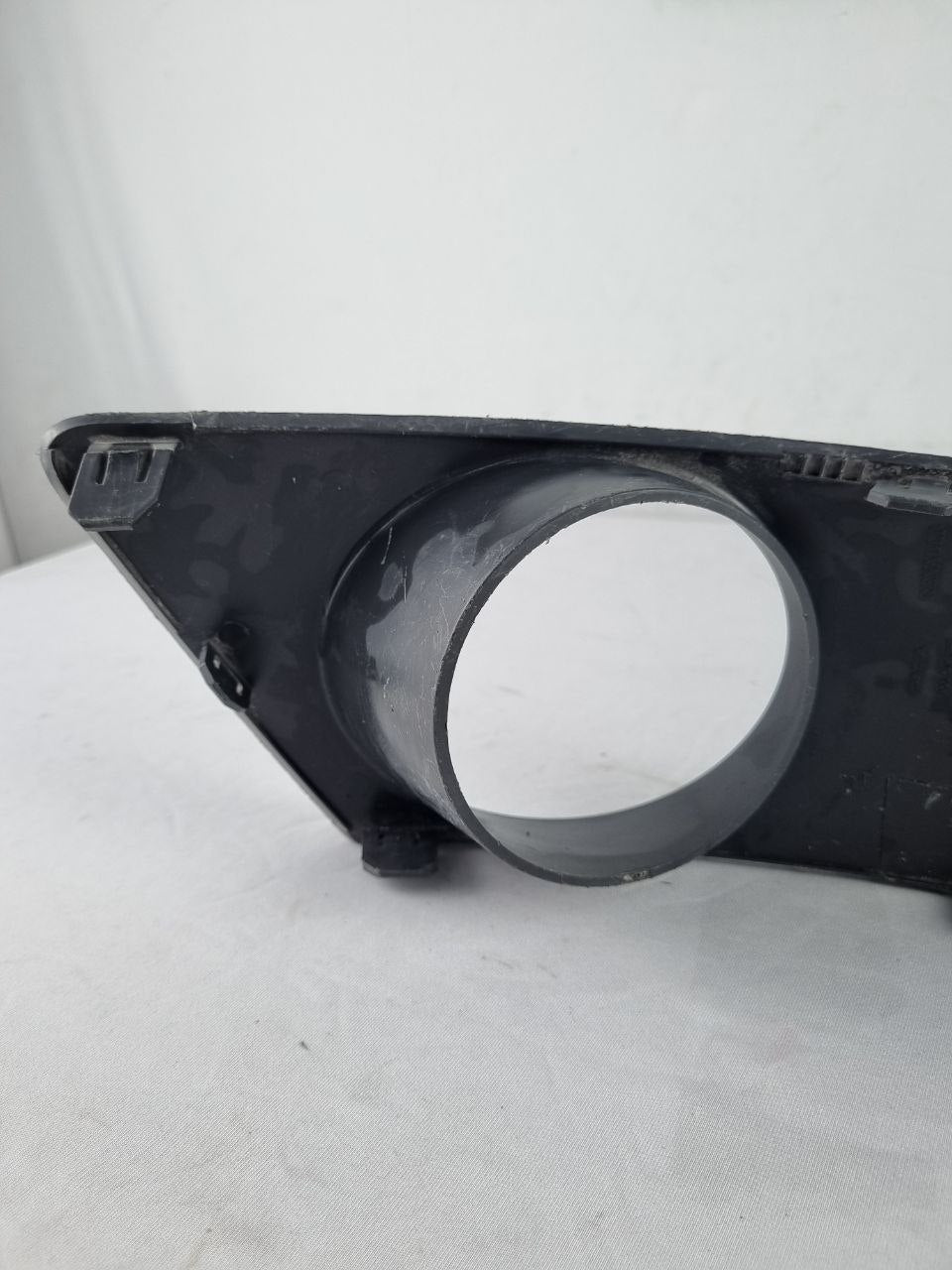 Moldura Farol Milha Diant Esq Renault Logan 2010/2013