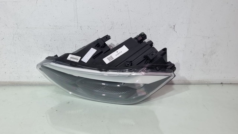 Farol Diant Esq VW Polo Track 2023 Usado