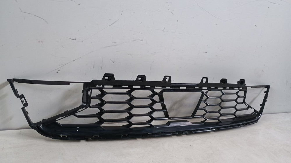 Grade Inferior BMW 320i Sport 2023/2026 Usada
