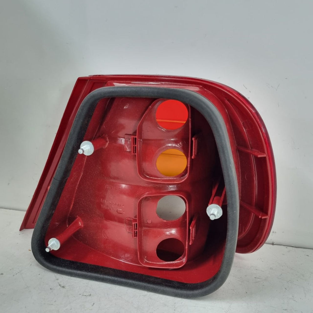 Lanterna Tras Dir Fiat Siena 2001/2005