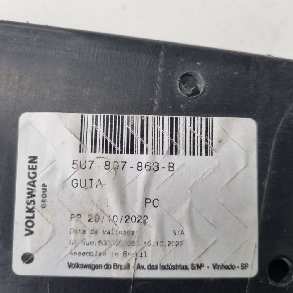 Suporte Guia Parachoque Traseiro Volkswagen Saveiro G5 G6 2010/2016 Novo