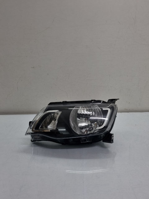 Farol Esquerdo Kwid 2017/2022 Masc Negra