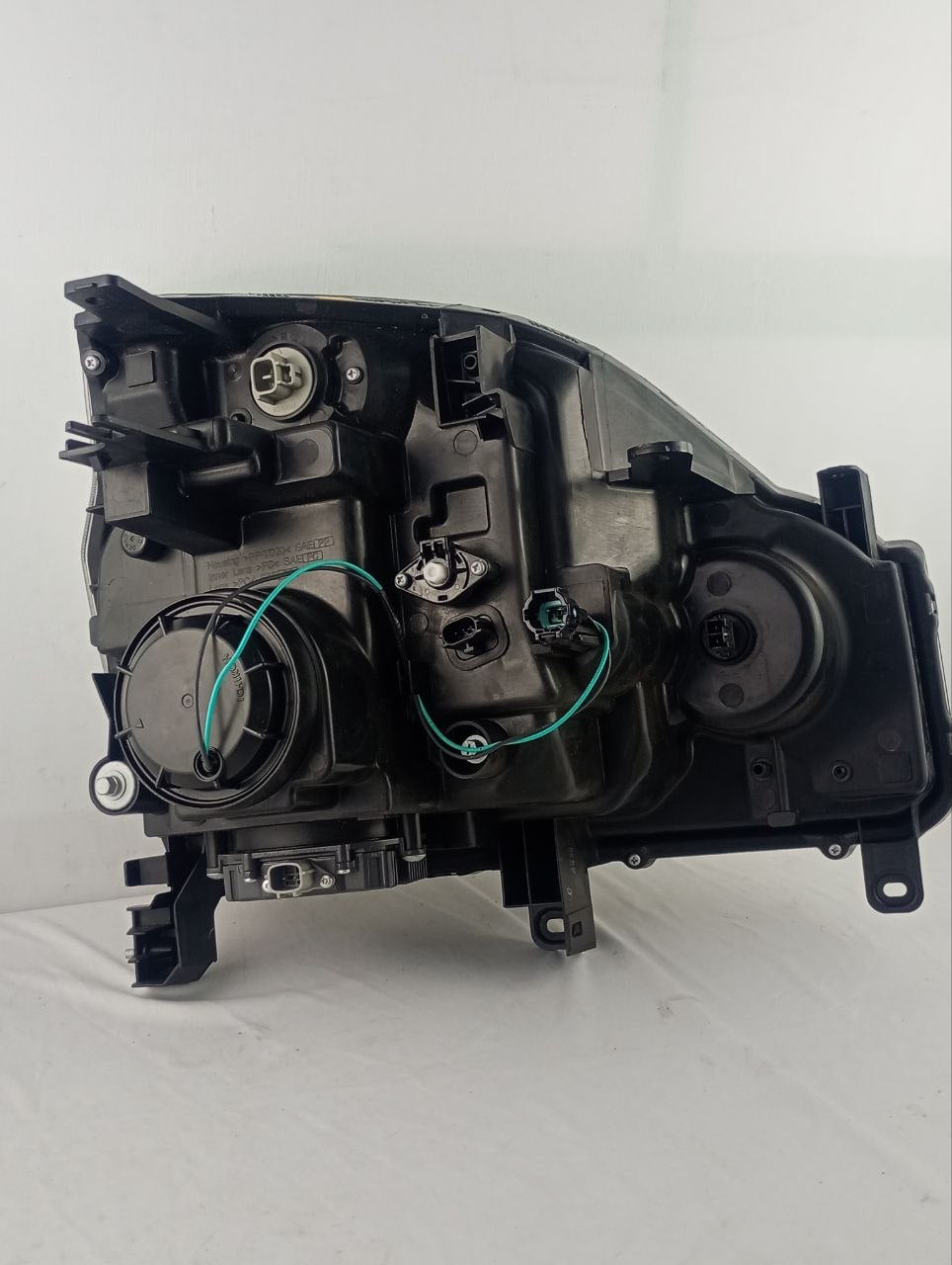 Farol lado esquerdo Nissan x-trail t31, 2007 a 2012