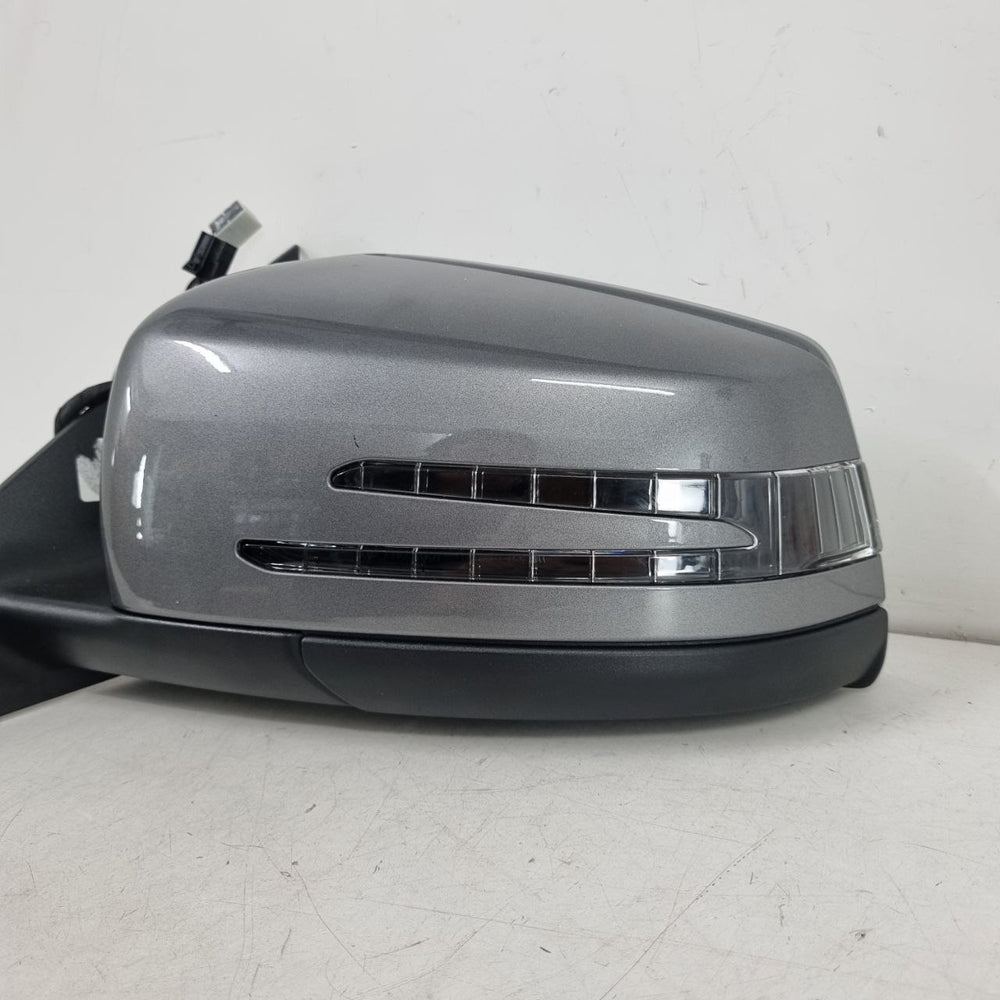 Retrovisor Esq Mercedes-Benz Classe A 2013/2018