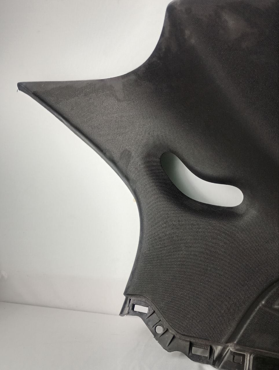 Moldura Coluna C Suporte Bagagito Esquerda Ford Ka Hatch 2014/2021 Nova