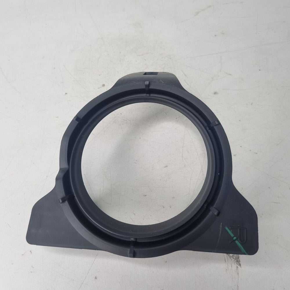 Suporte Moldura Farol de Milha Dir Toyota Hilux 2012/2016