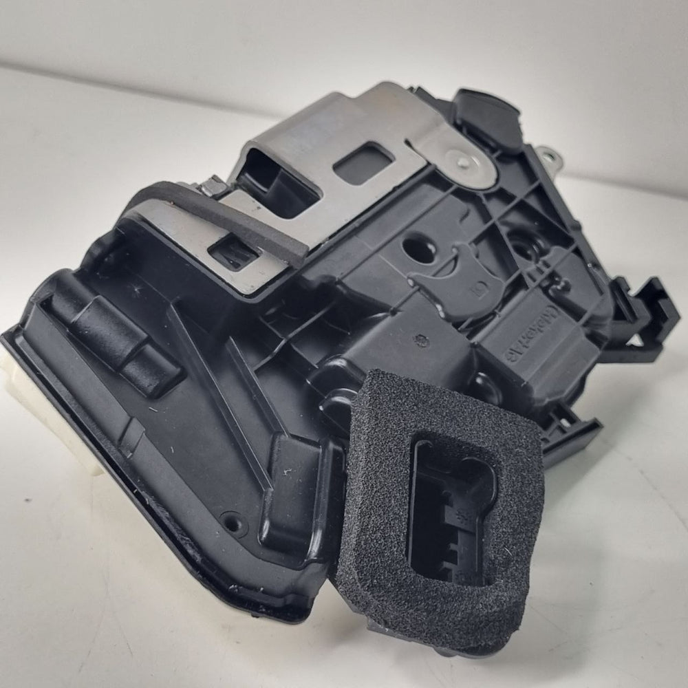Fechadura Porta Dianteira Direita VW Jetta Golf 2013/2020 Nova