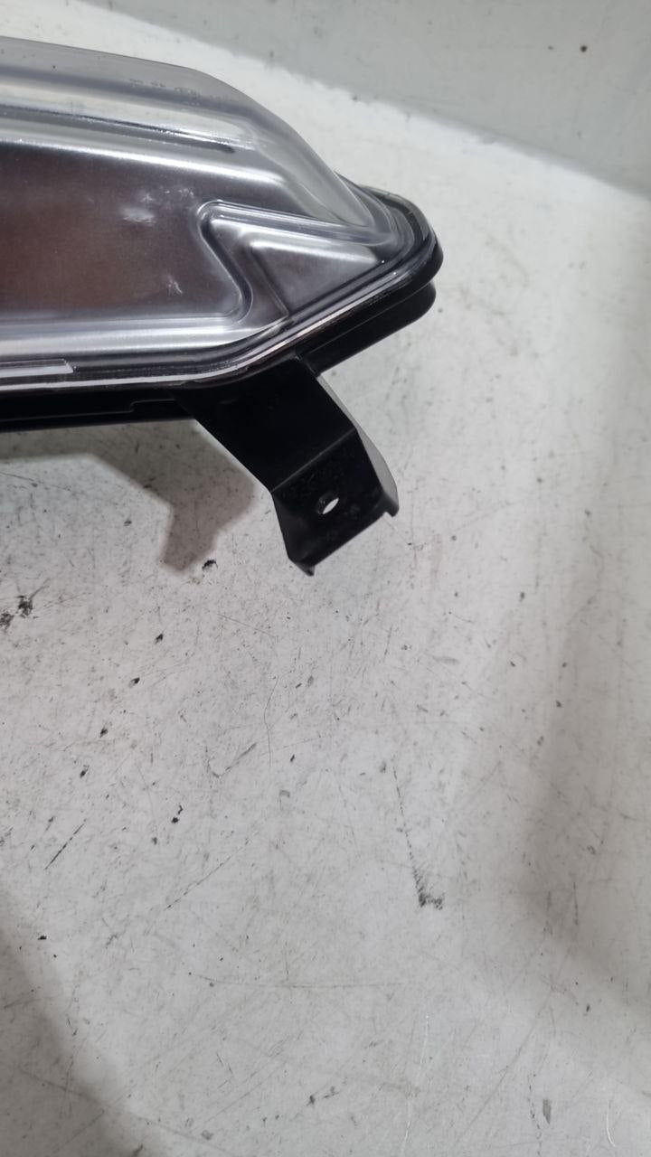 Farol de Milha Diant Esq Jeep Commander 2021/2024