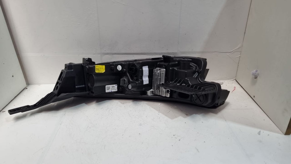 Farol Dianteiro Direito Hyundai Creta 2025/2026 Usado
