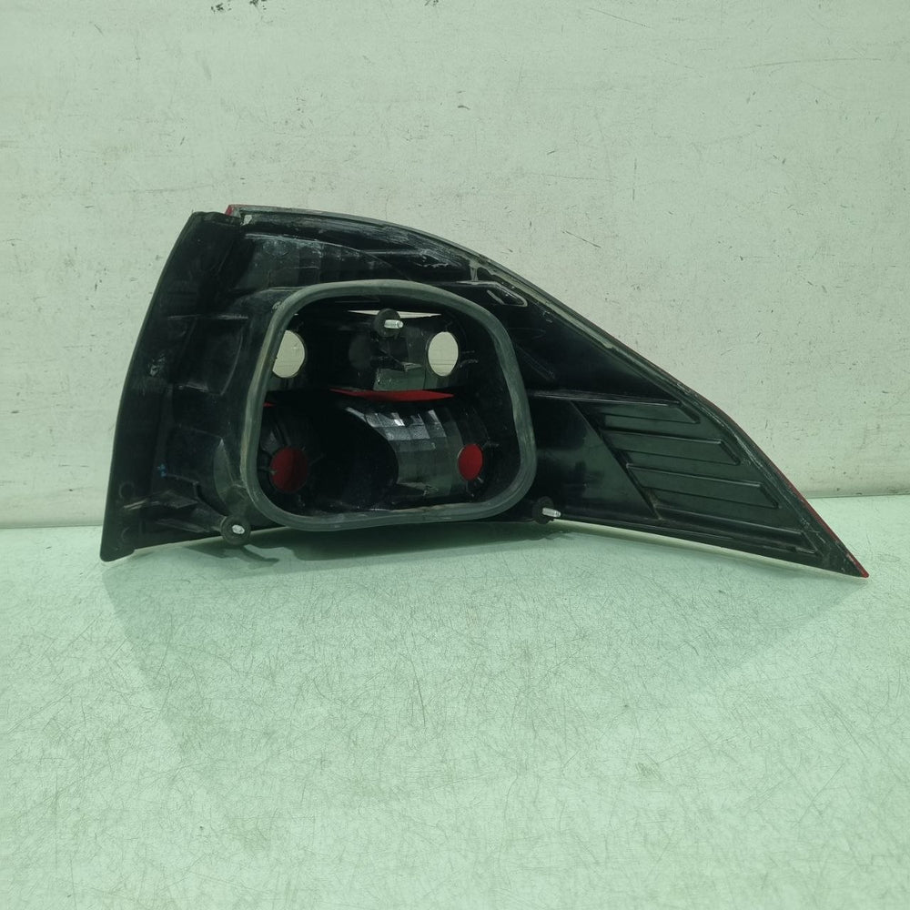 Lanterna Tras Esq Chevrolet Prisma 2006/2012