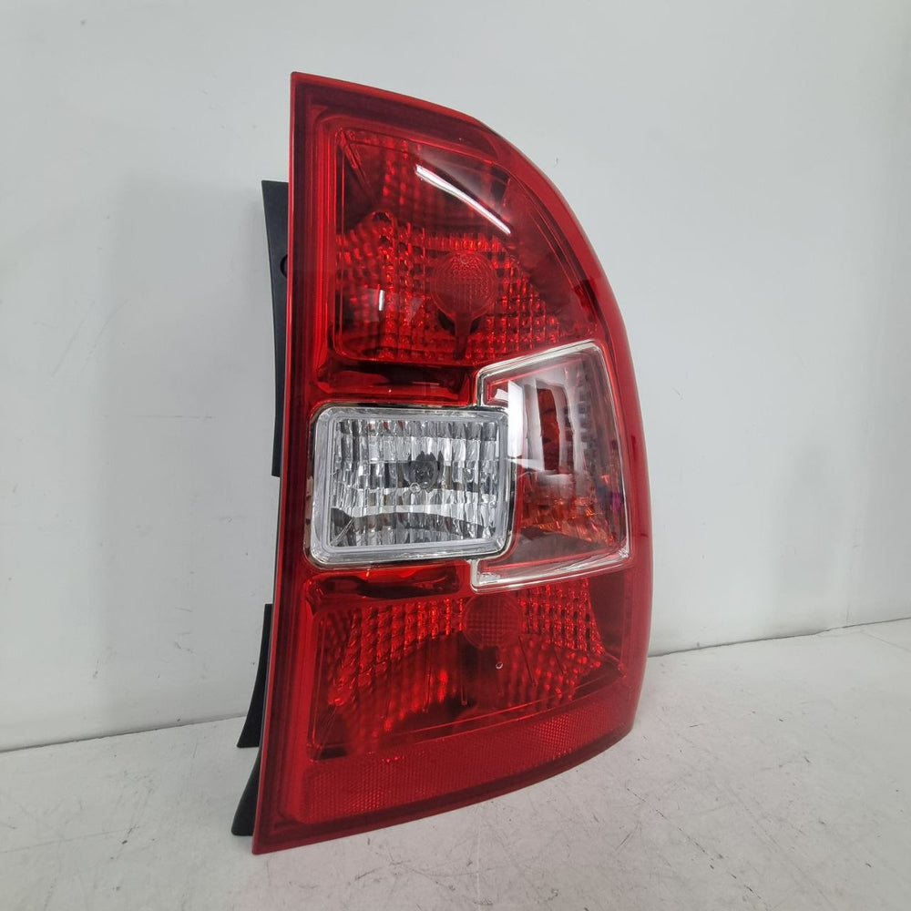 Lanterna Tras Dir Kia Sportage 2009/2010