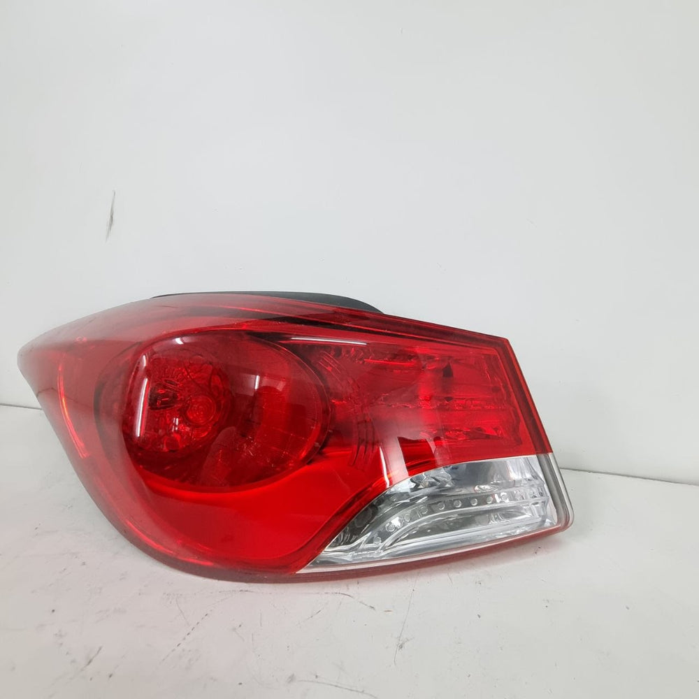 Lanterna Esquerda Elantra 2010/2015