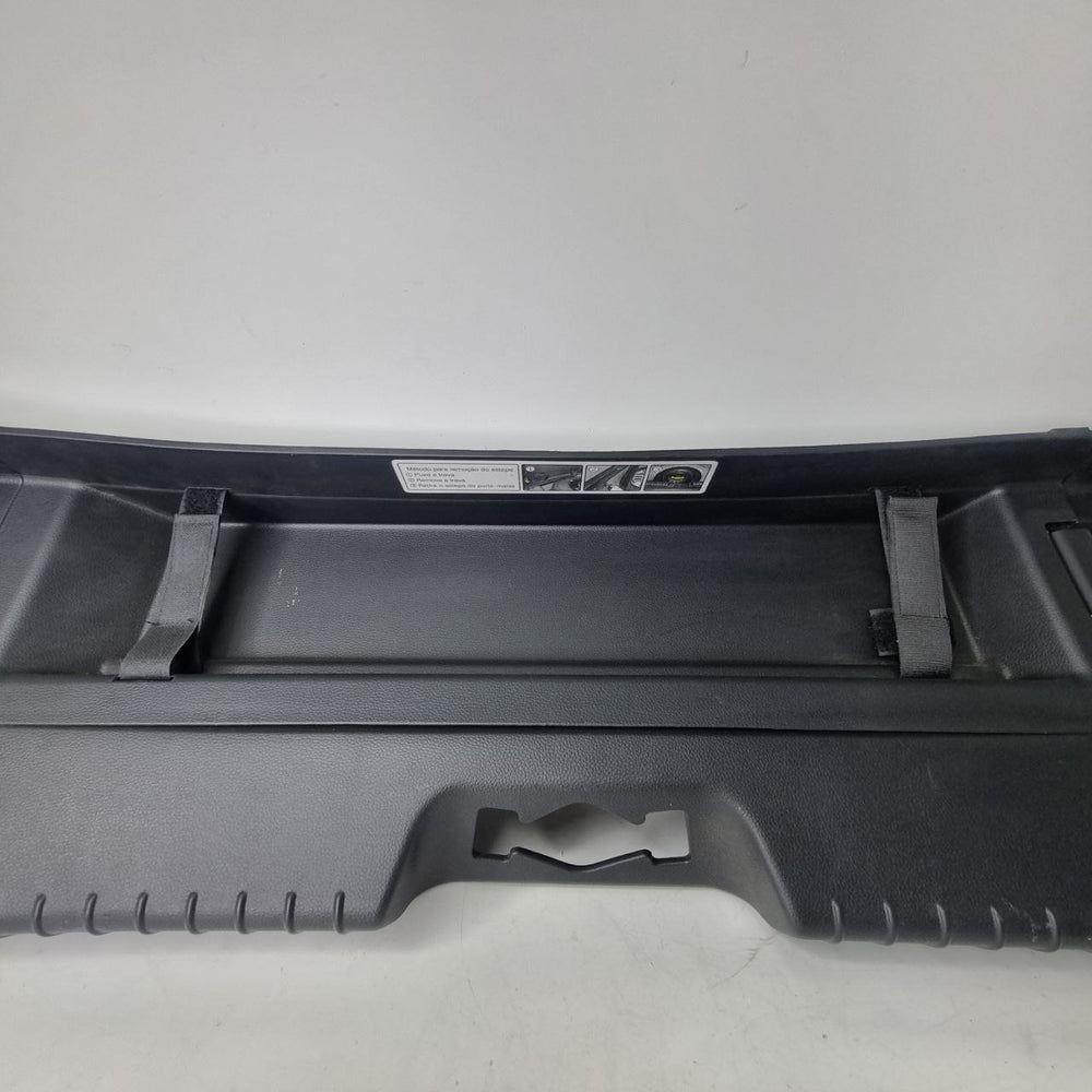Soleira Porta Malas Hyundai HB20 Hatch 2013/2019