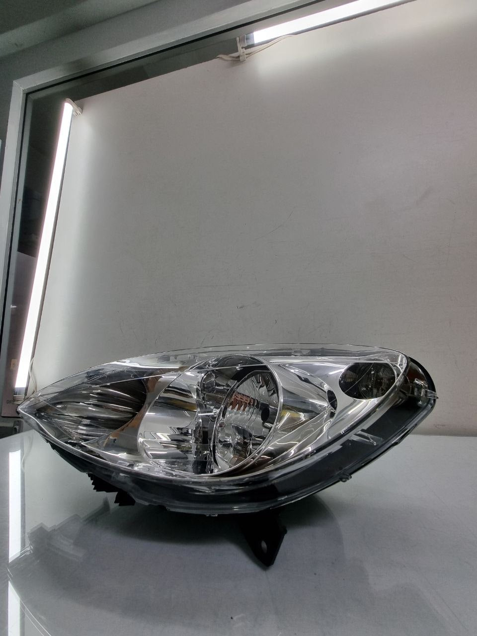 Farol Diant Esq Peugeot 307 2001/2006