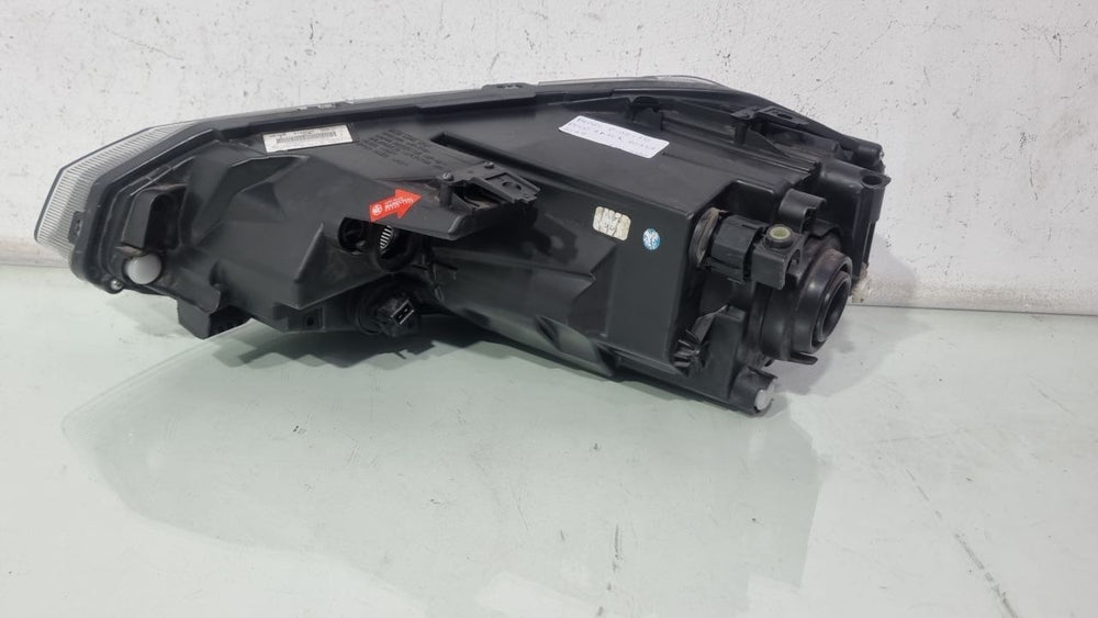 Farol Diant Dir VW Polo Track 2023/2024 Usado