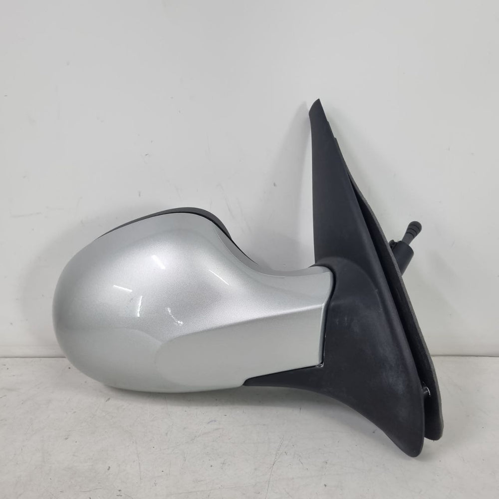 Retrovisor lado direito manual clio 2013 a 2016