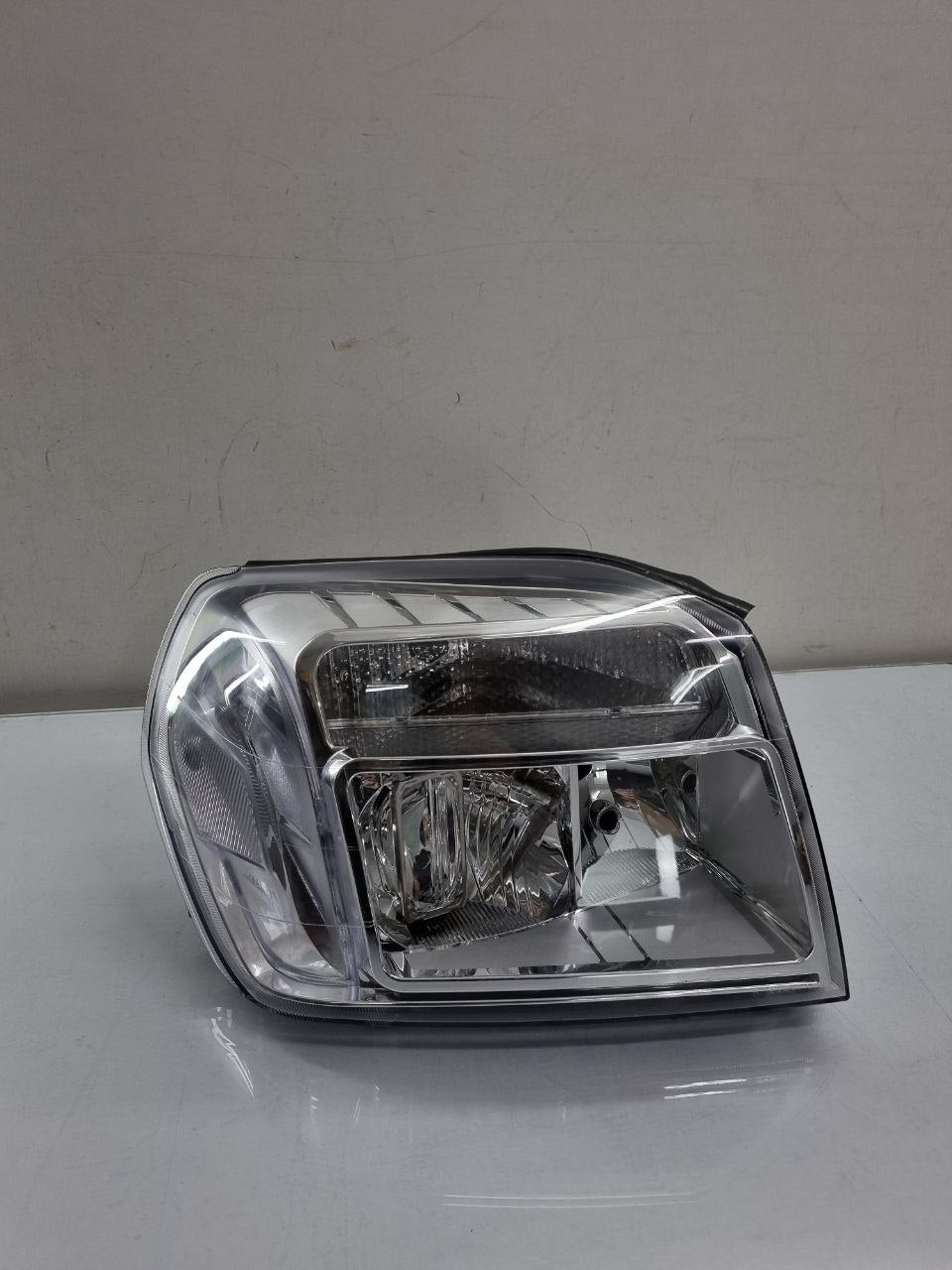 Farol Direito Ranger 2010/2012