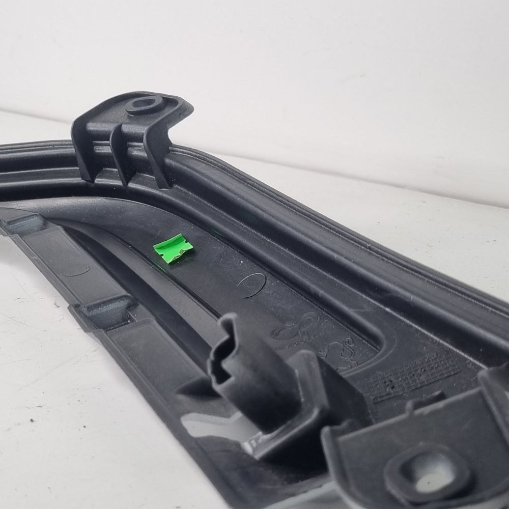 Moldura Farol Dianteiro Esquerdo Peugeot 308 2012/2015 Novo