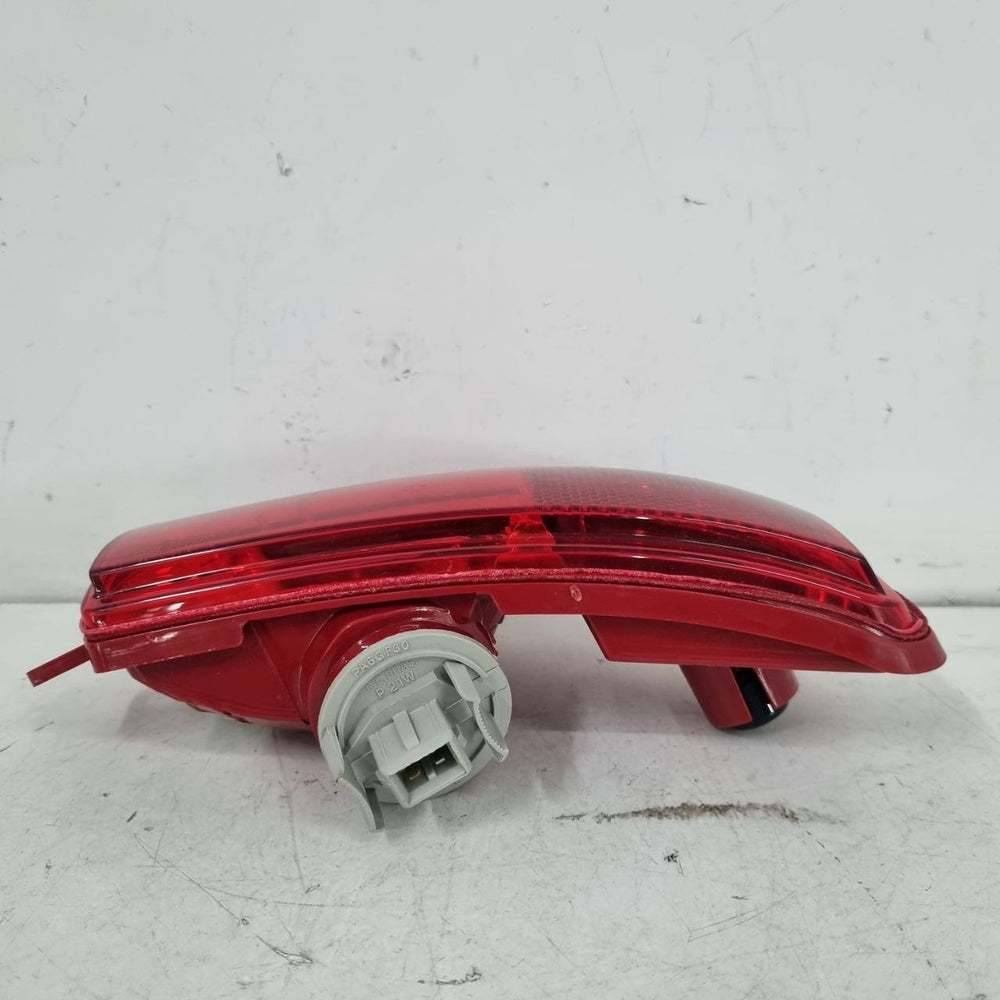 Lanterna de neblina lado direito peugeot 207 sedan 2008 a 2012