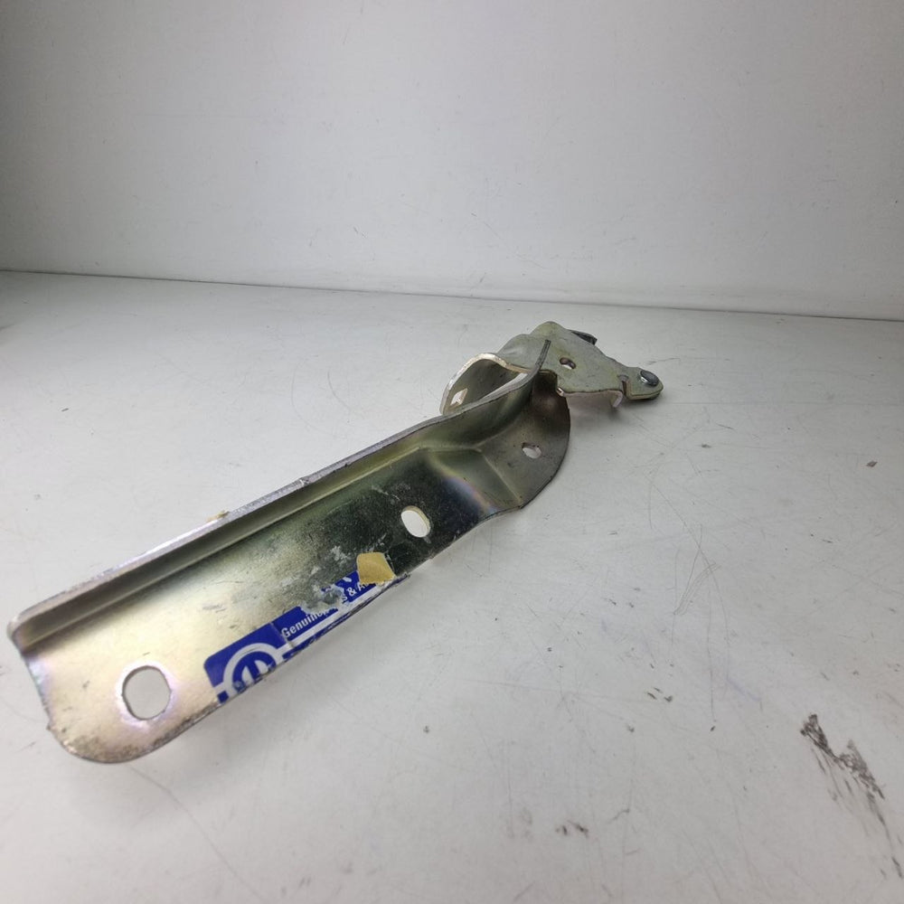 Dobradiça Capo Diant Fiat Uno Drive 2016/2024