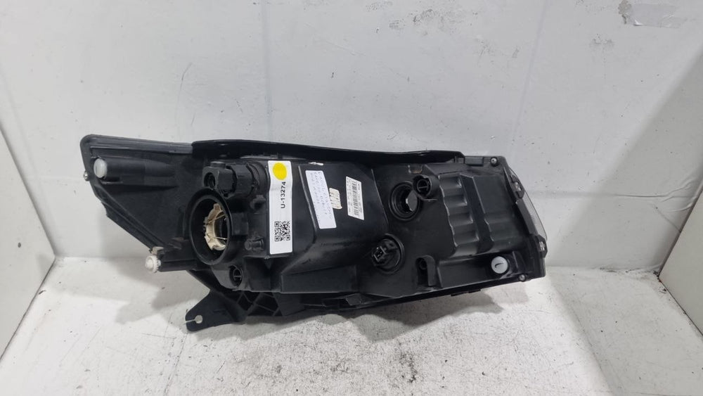 Farol Diant Esq Volkswagen Saveiro Robust 2023/2025 -