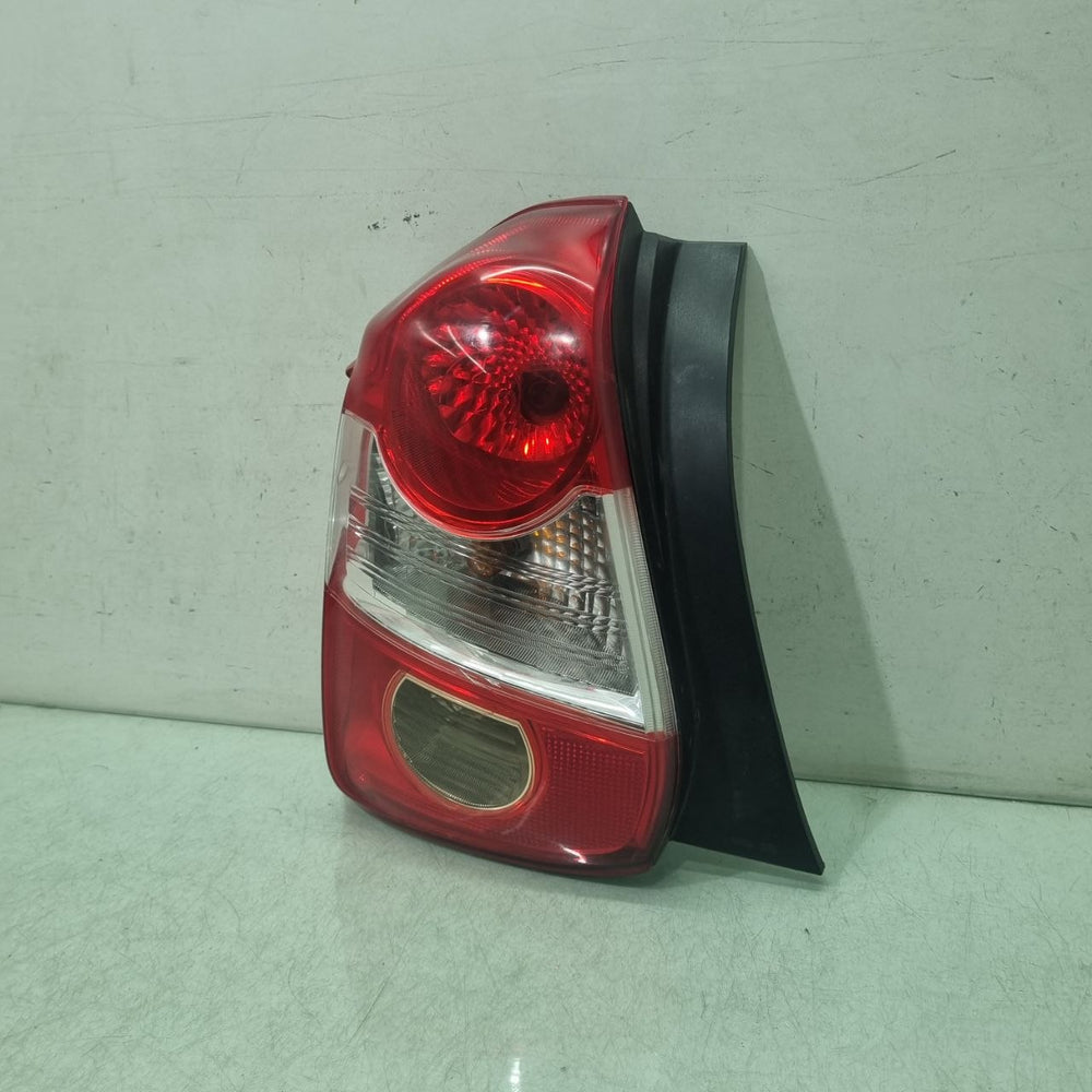 Lanterna esquerda Etios Hatch 2012/2020