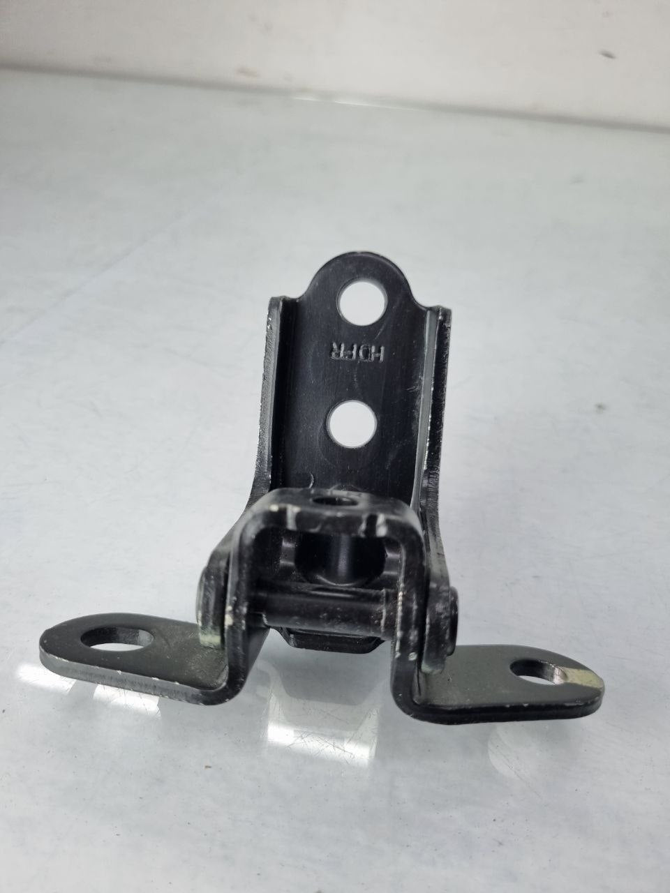 Dobradiça Porta Dianteira Direita Toyota/Hyundai Múltiplos Modelos Nova