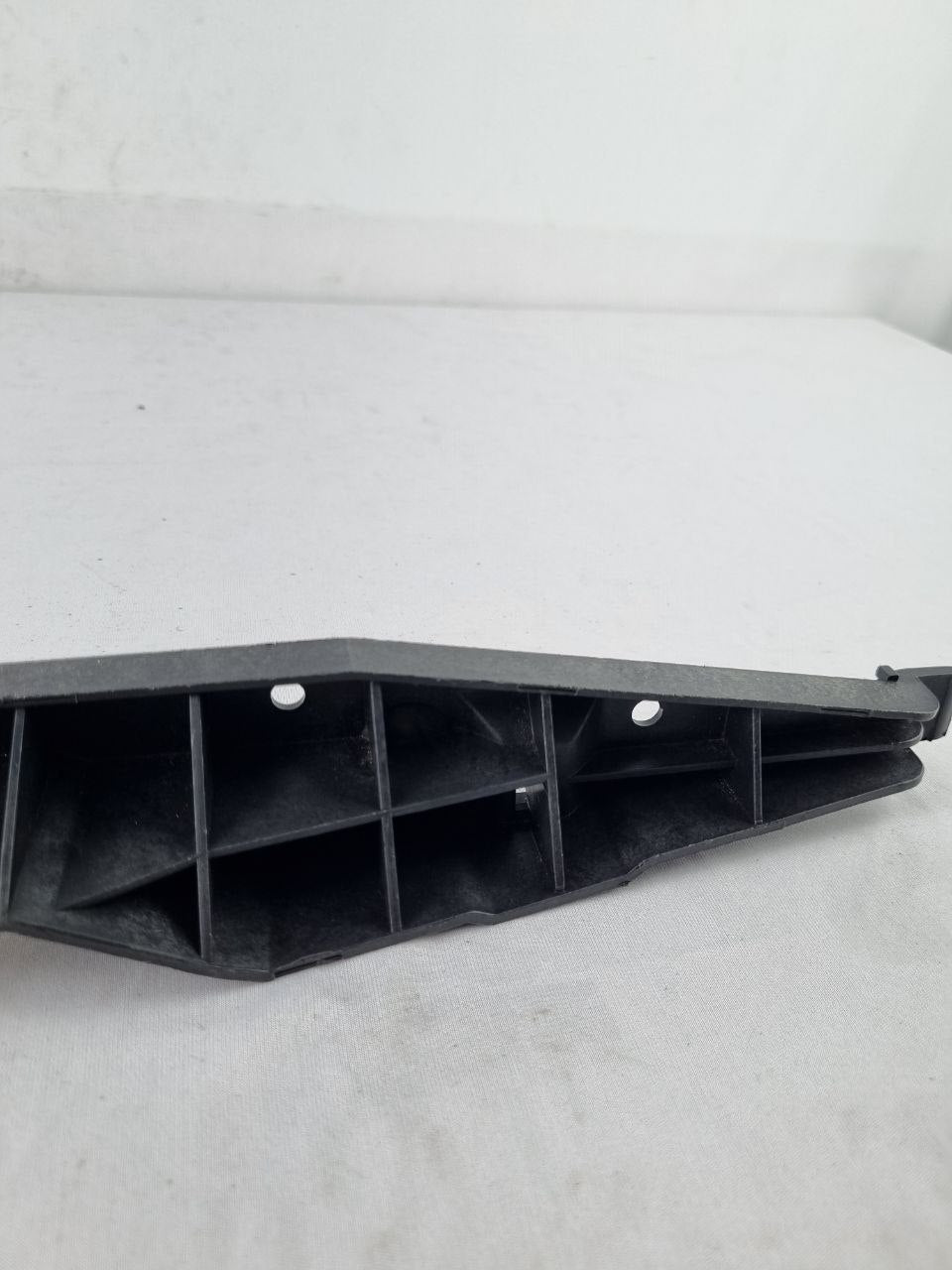 Suporte Para-choque Diant Esq Volkswagen Amarok 2010/2023