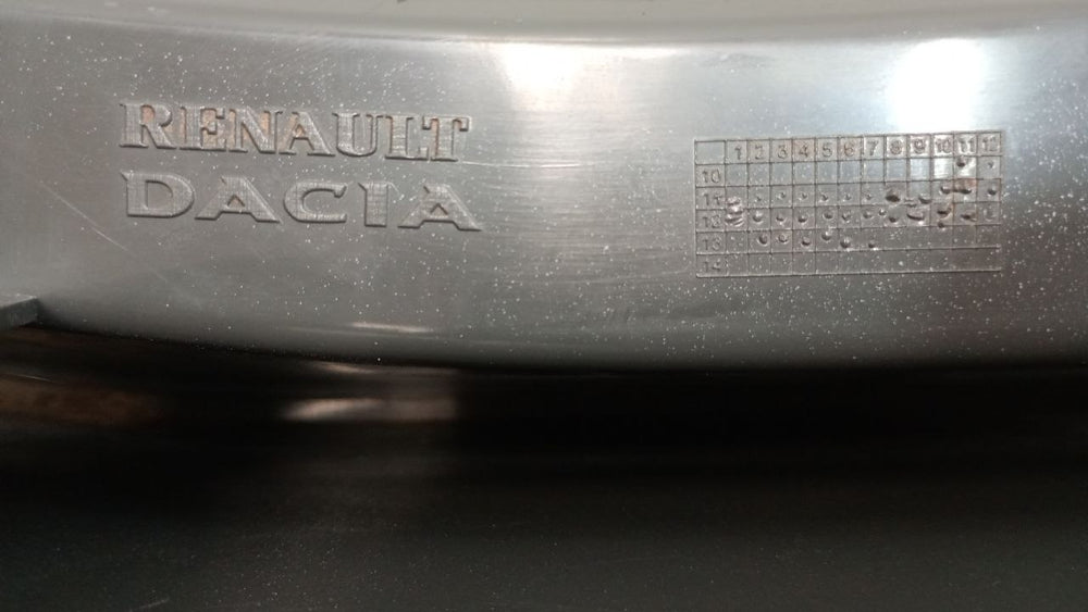 Lanterna Tras Esq Renault Sandero Stepway 2011/2014