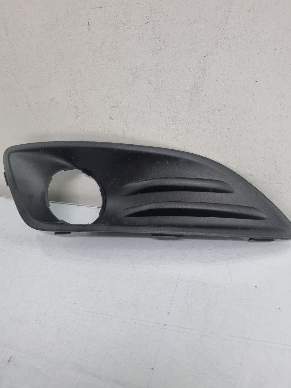 Moldura Farol Milha Direita Ford New Fiesta 2014/2017 Nova