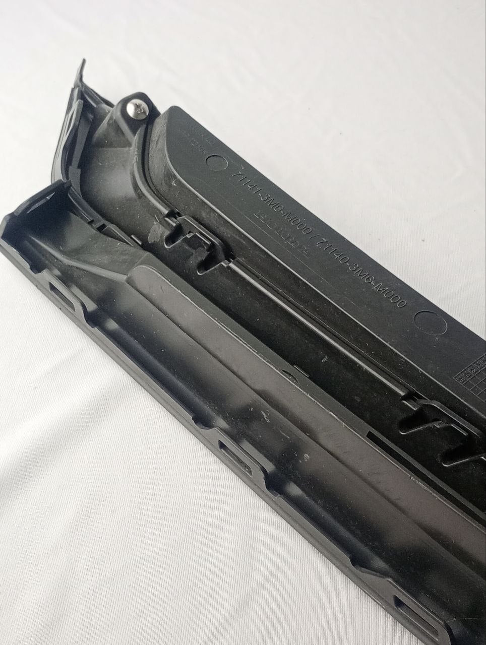 Grade Moldura Farol de Milha Esquerda Honda HR-V 2023/2025 Nova