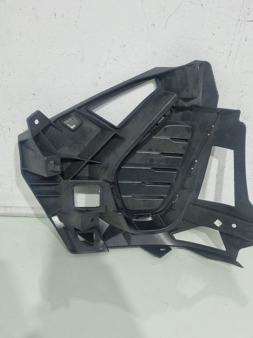 Moldura Farol Milha Diant Esq Volkswagen Nivus 2020/2021