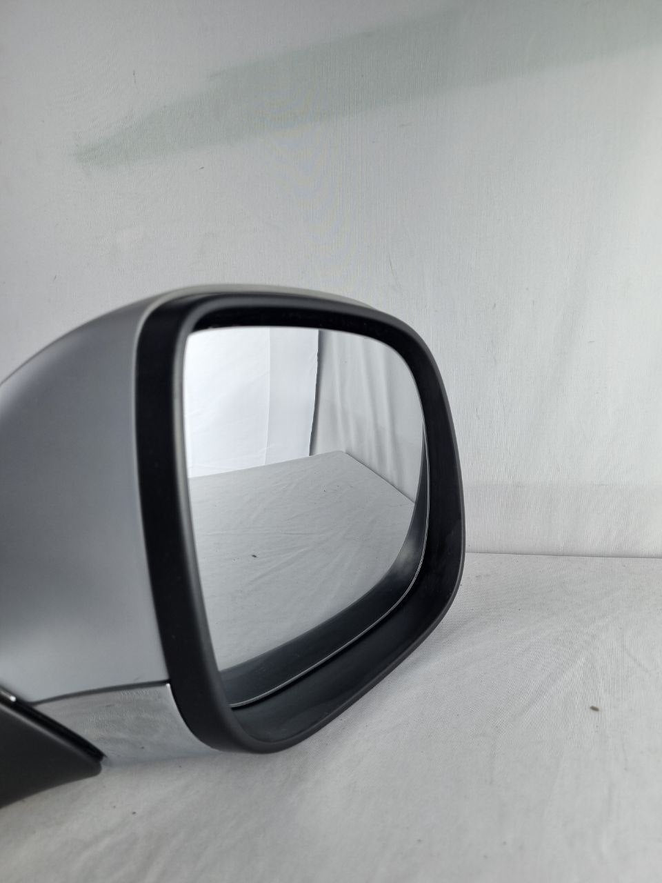 Retrovisor Direito Amarok 2010/2019 Elétrico
