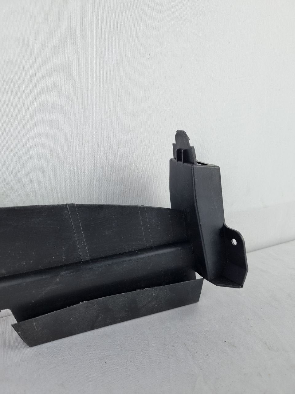 Defletor Ar Para-choque Diant Esq Renault Sandero Logan 2007/2014