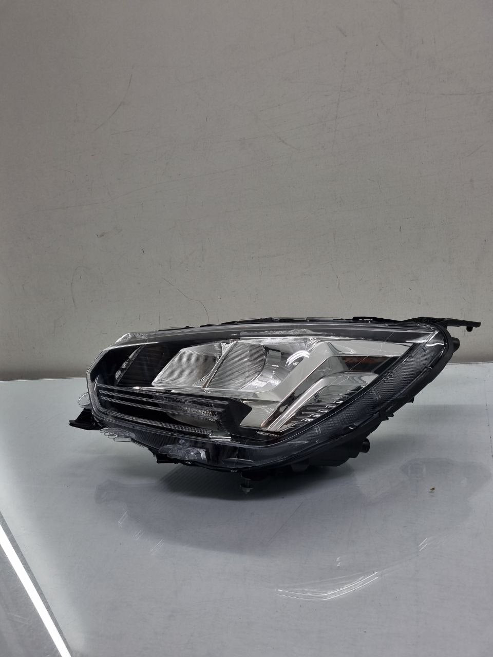 Farol Esquerdo 208 2021/2024 S/Led Original