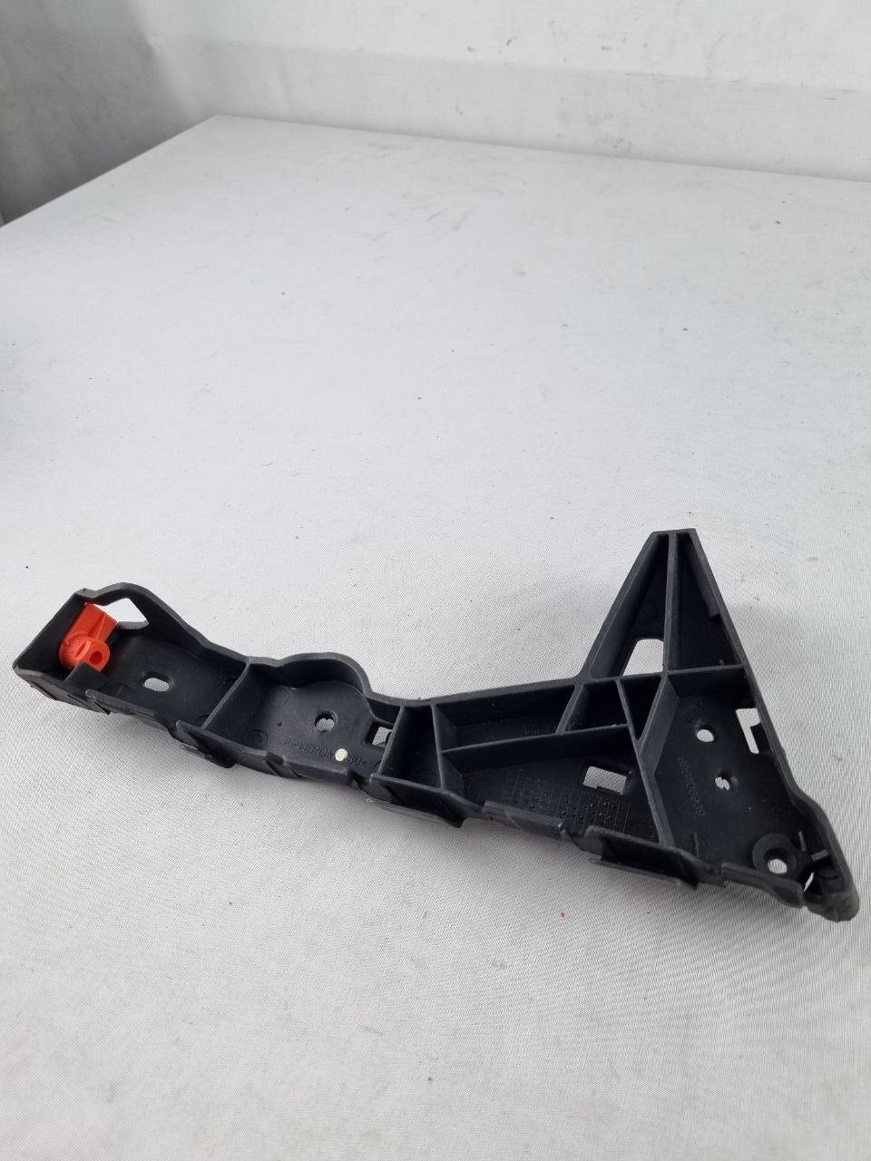 Suporte Guia Para-choque Diant Esq Chevrolet Vectra 2006/2012
