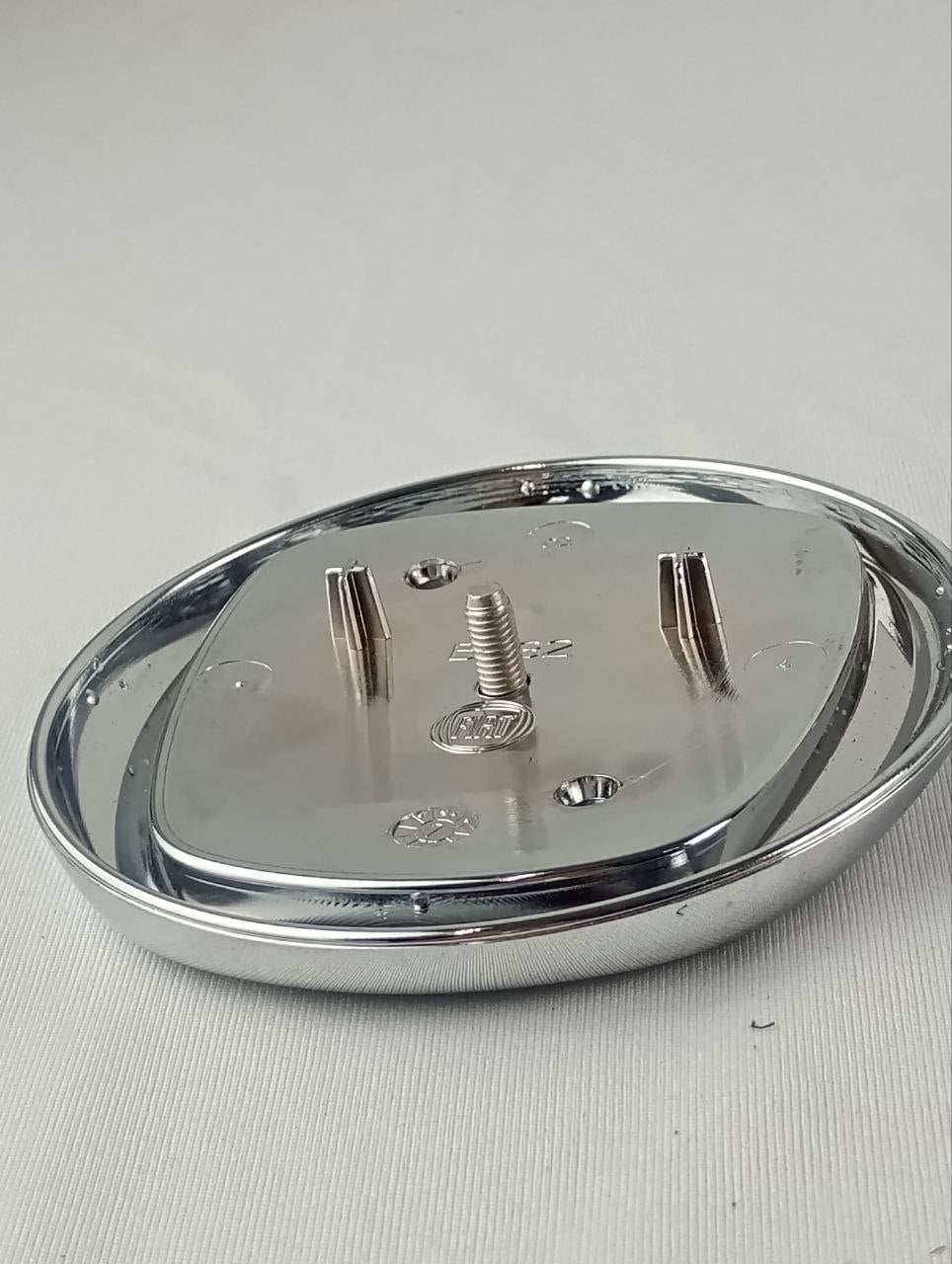 Emblema Dianteiro/Traseiro Fiat Palio Uno Punto Grand Siena Linea Idea Strada Bravo Mobi Novo
