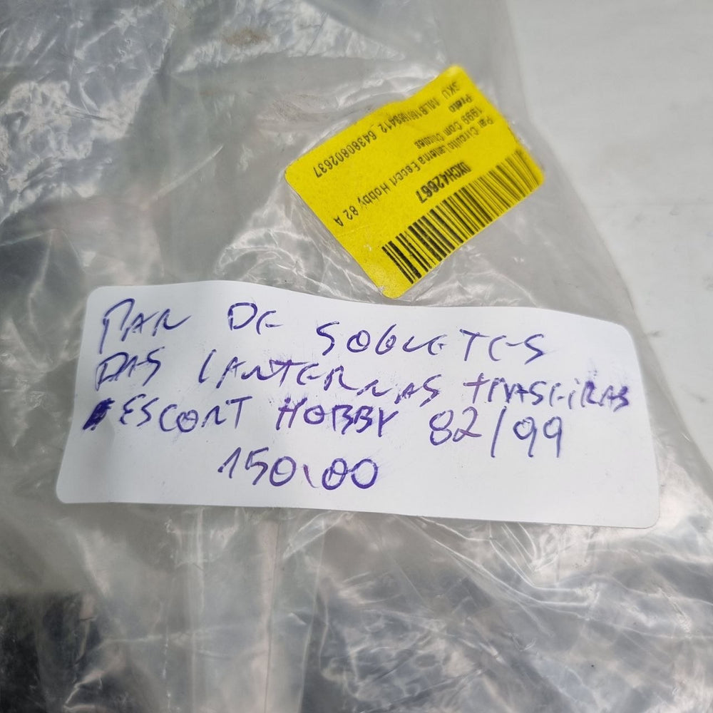 Par Soquetes Lanterna Tras Ford Escort Hobby 1982/1999