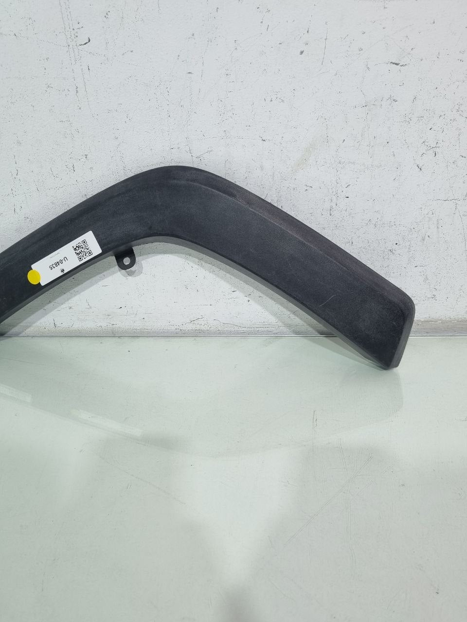 Moldura Paralama Traseira Esquerda Toyota RAV4 2019/2023 Usado