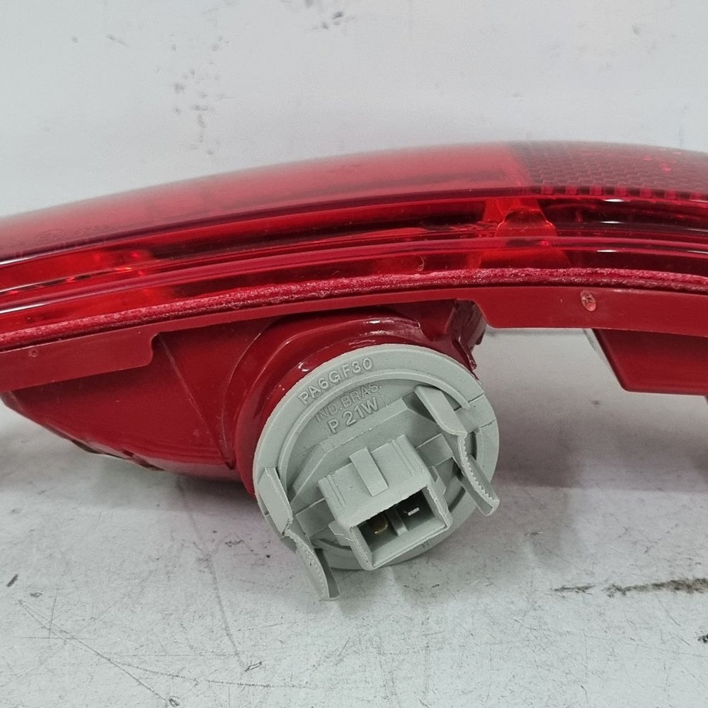 Lanterna de neblina lado direito peugeot 207 sedan 2008 a 2012