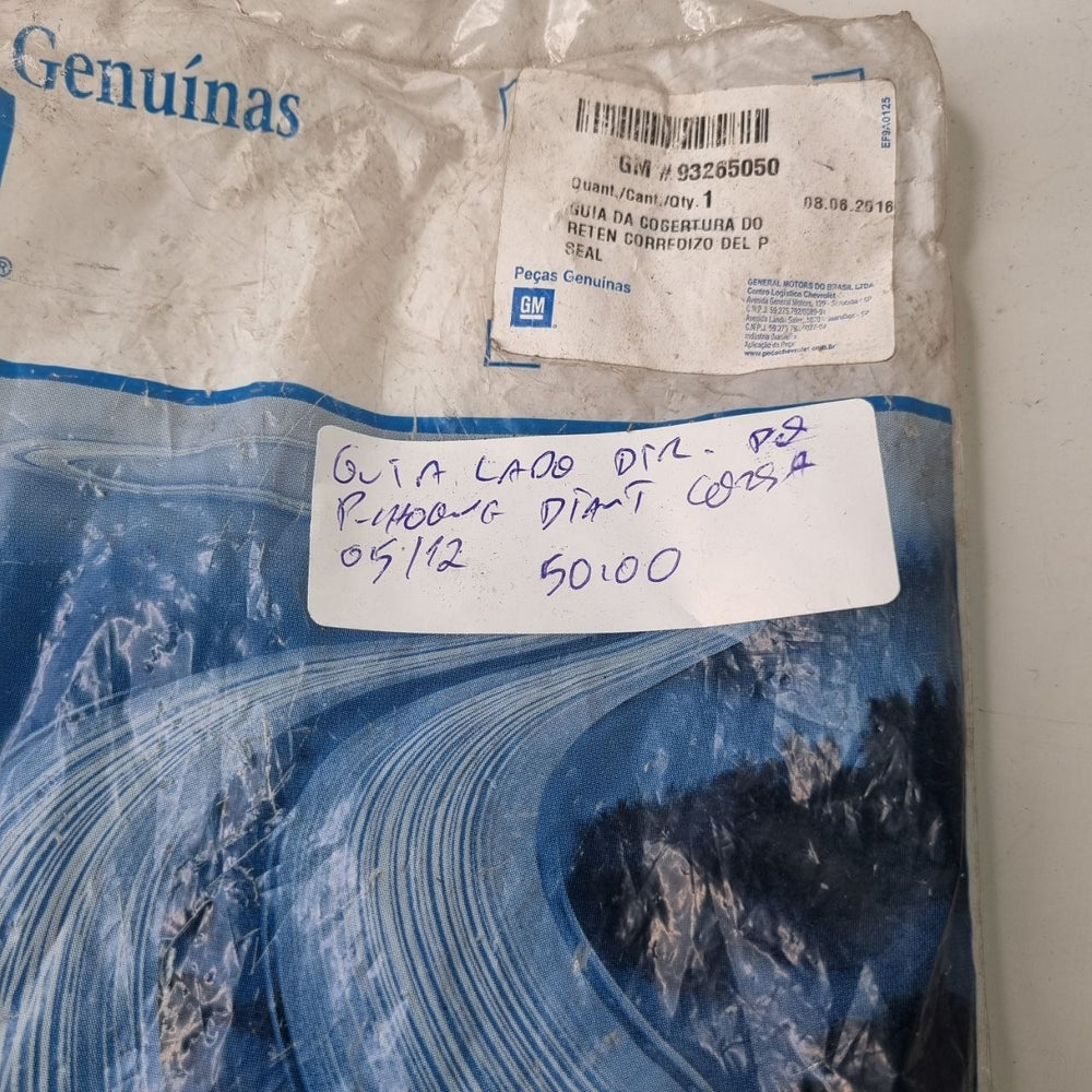 Guia Parachoque Dianteiro Direito GM Chevrolet Corsa 2005/2012 Novo